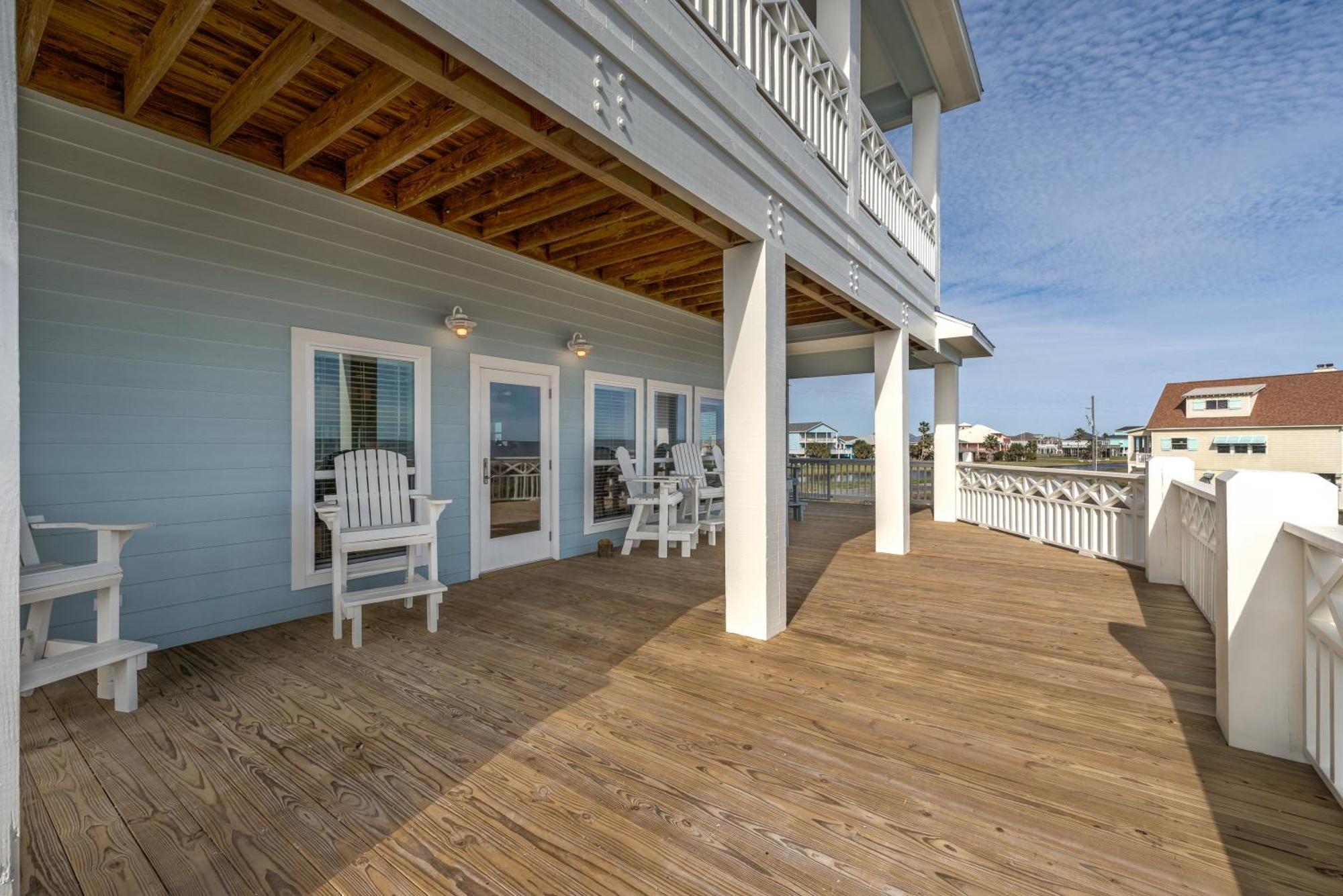 Sea It All Beachfront 4Br! Panoramic Views, Bar & Large Decks Villa Crystal Beach Exterior photo