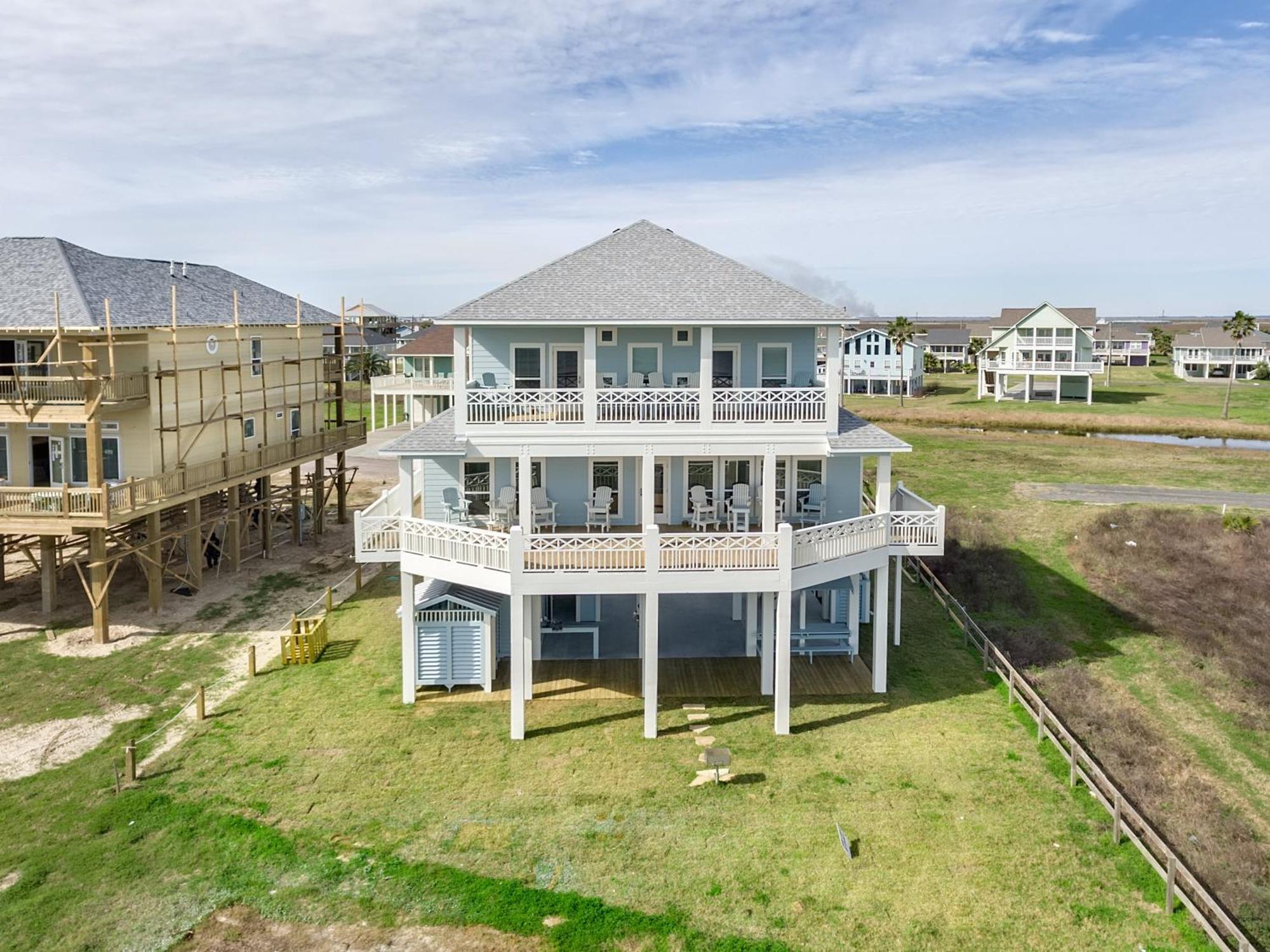 Sea It All Beachfront 4Br! Panoramic Views, Bar & Large Decks Villa Crystal Beach Exterior photo